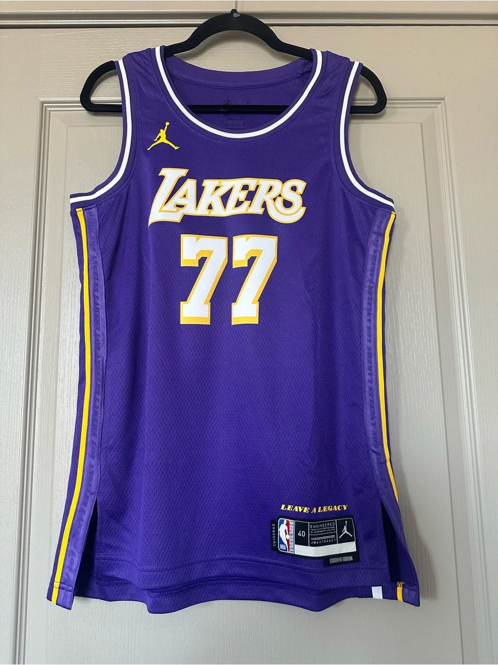 Nike Jordan Luka Dončić Lakers #77 Statement Edition Jersey NWT Small